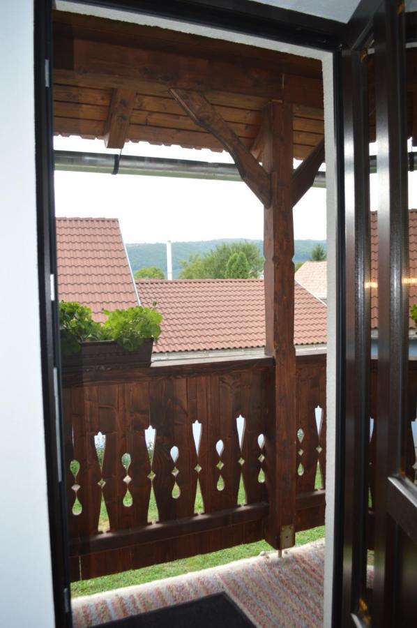Havasi Gyopar Bed & Breakfast เปรอิด ภายนอก รูปภาพ